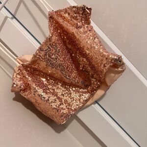 Petite Handmade sequined cropped top , Xs/ S in size. Zipper does work!